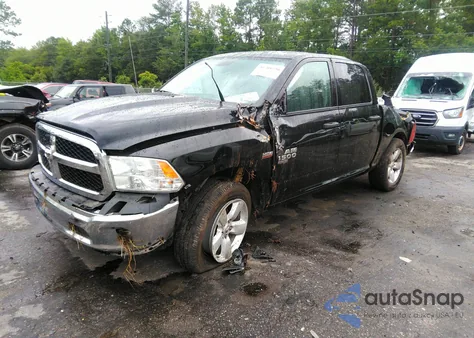 2021 Ram 1500 Classic Tradesman 4X2 5'7" Box z USA, uszkodzony, nr VIN 1C6RR6KT7MS592411